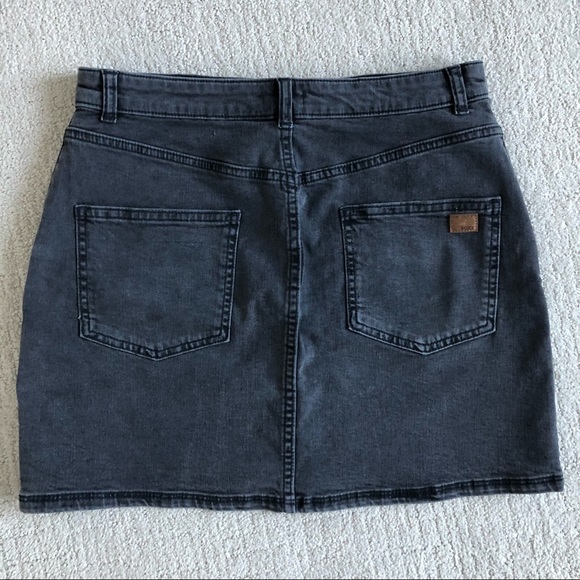 Roxy- Wild Young Spirit Skirt - Picture 2 of 10